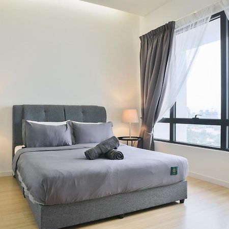 Usj One Subang Jaya By Widebed Apartman Kültér fotó