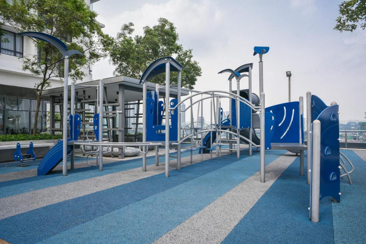 Usj One Subang Jaya By Widebed Apartman Kültér fotó