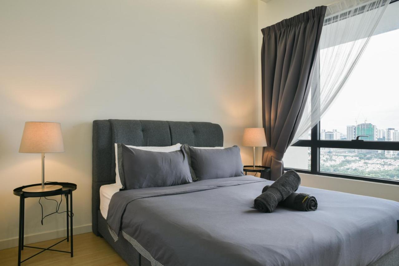 Usj One Subang Jaya By Widebed Apartman Kültér fotó